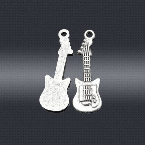 1 breloque pendentif guitare - métal couleur argenté 