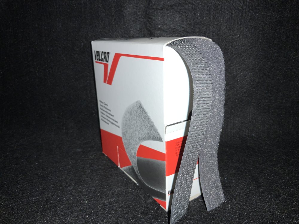 Velcro autocollant/adhésif bandes auto-agrippantes,scratch blanc 50mm par  tranche de 50 cm - Un grand marché