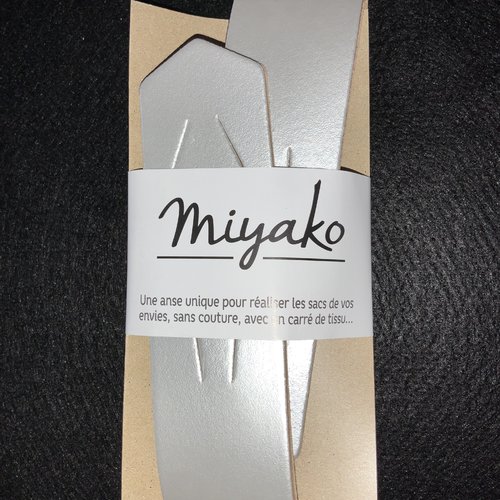 Anse de sac sans couture miyako en cuir argent irisé 50