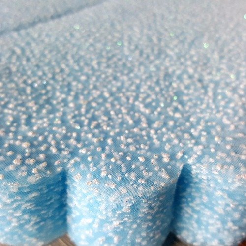 50 voile à dragees 22cm tulle bleu avec effet flocon de neige et paillette nacré contours ondulés baptême