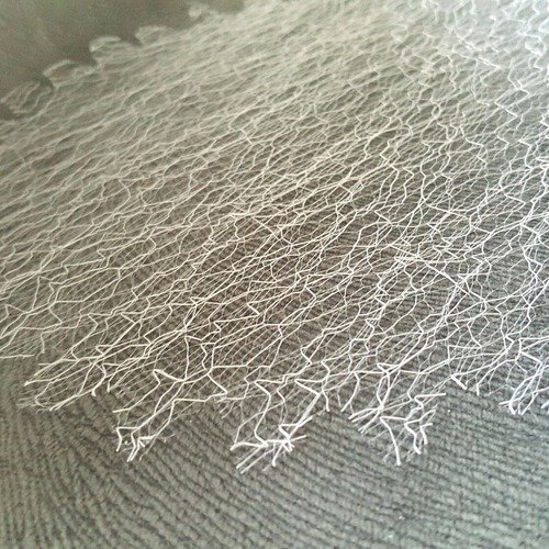 100 tulle voile à dragees 22cm blanc toile d araignée contours ondulés baptême mariage