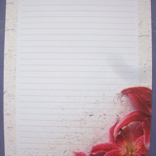 8 papiers à lettre jolie feuilles à dessins de fleurs lys - Un grand marché