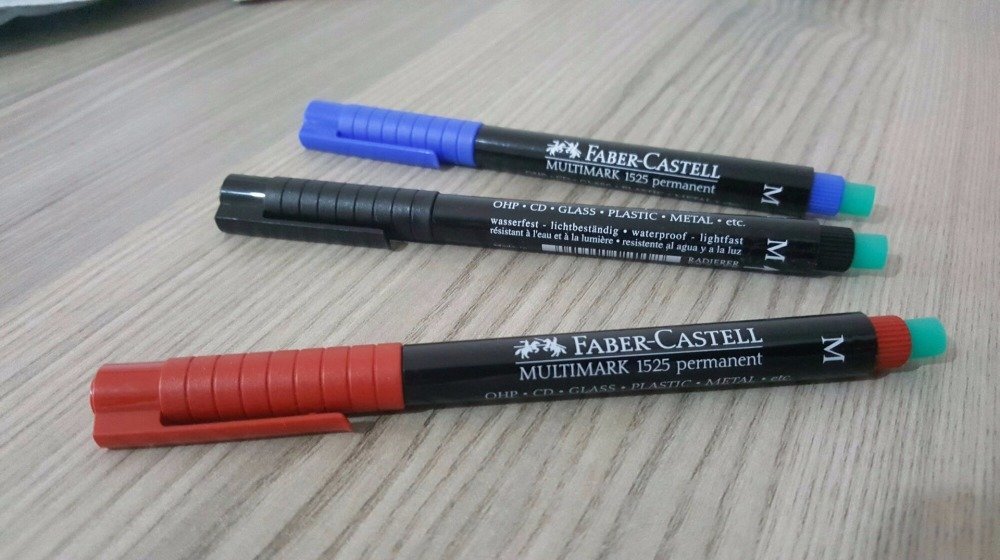 1 stylos marqueur feutre indélébile noir 0,3mm s faber castell à