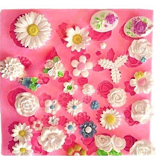Moule silicone 30 fleurs feuilles pour plâtre résine polyester savon cire fimo k057