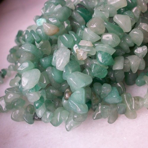 Enfilade fil de 20cm de perles pépite chips de jade vert pierre naturelle semi précieuse gemme   5 à 10mm