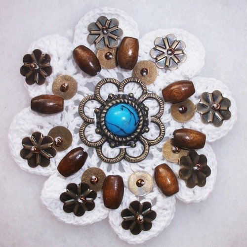 Fleur dentelle 8cm décoration florale home déco avec cabochon turquoise porte cabochon métal bronzé et perles a20