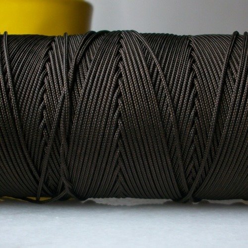 7 mètres de fil de nylon tressé marron 621 de 1mm de diamètre pour créations shamballa