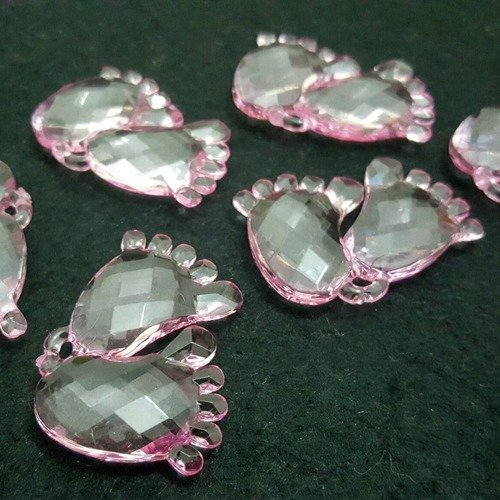 5 breloques pendentifs pieds de bébé nouveau né rose à facettes transparente acrylique rose 39mm b5