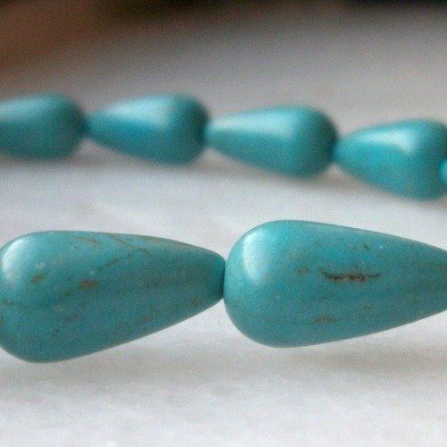 2 perles goutte turquoise 25x12mm percé pierre naturelle