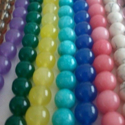 Lot de 100 perles percé couleurs variés 8mm pierre fine gemme pierre naturelle semi précieuse a43