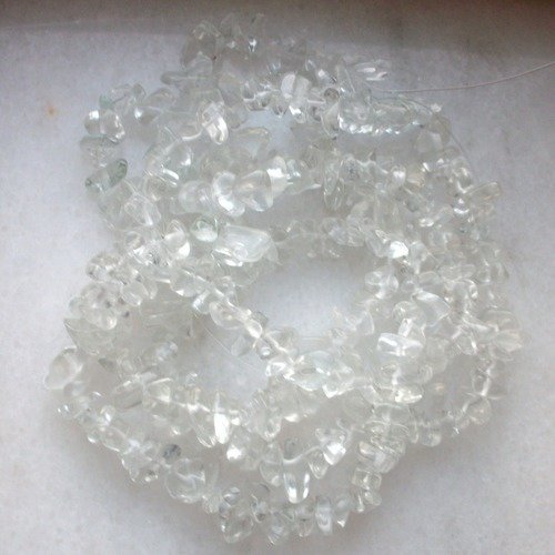 Enfilade fil de 80cm de perles pépite chips de crystal quartz ∞ pierre naturelle semi précieuse gemme  ∞  5 à 10mm  ∞ b63