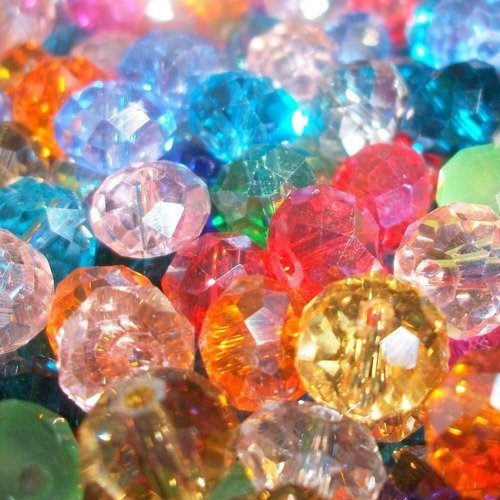 Lot de 100 perles 8mm et 6mm à facettes en verre de bohême facetté couleurs variés a30