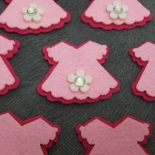 10 décorations appliques embellissements en feutrine robe rose 5cm avec strass scrapbooking b5