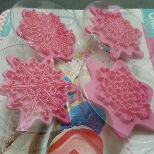 4 poinçons cristal outils impression pour créations stylés au apparences design professionnel ! pour décorer vos gâteaux biscuits