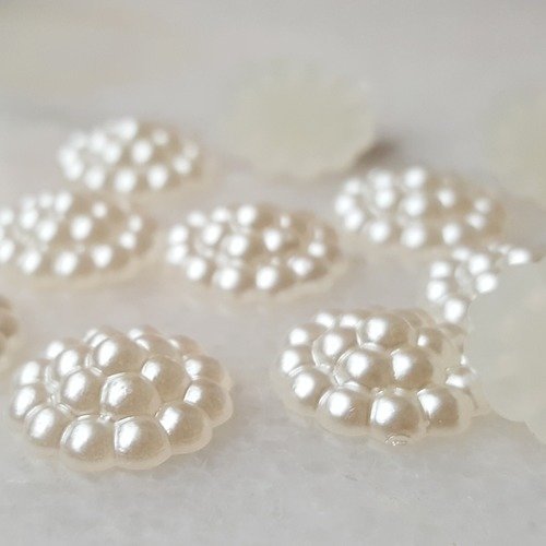 100 cabochons demi perle beige lustré grappe largeur 13mm à coller pour scrapbooking embellissement décorations b50