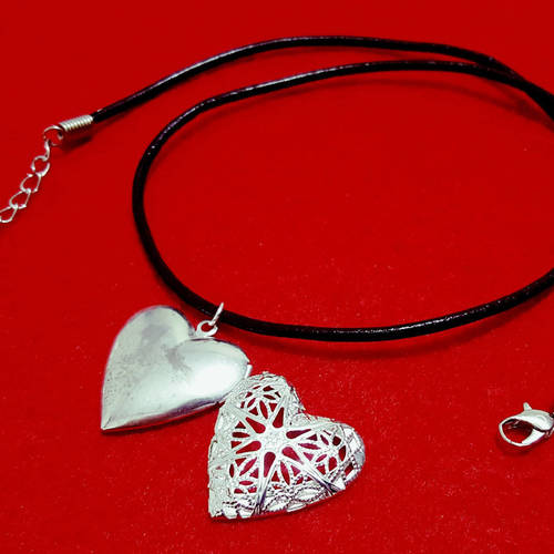 Collier Acier Inoxydable et Cuir Vachette Noir Coeur