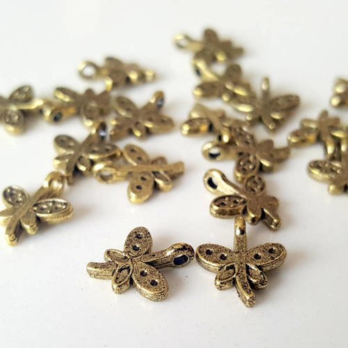 20 mini pendentif perle breloque libellule papillon en métal bronzé 10mm
