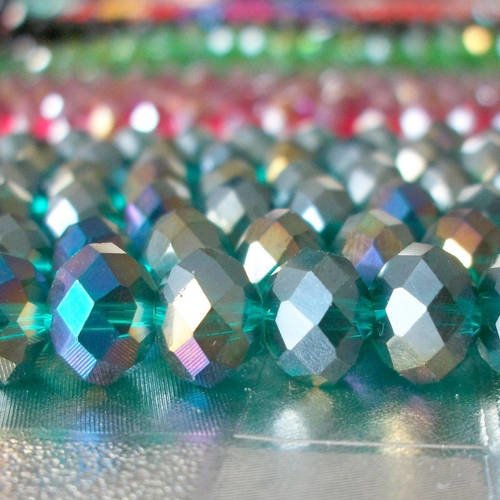 70 perles vert forêt ab 8mm 8x6mm perles de bohème en verre à facettes b56