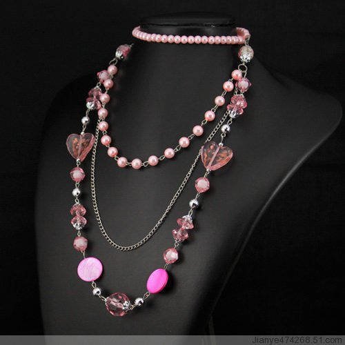 Collier en perles et coeur de verre perles acrylique et fleur en nacre rose b27