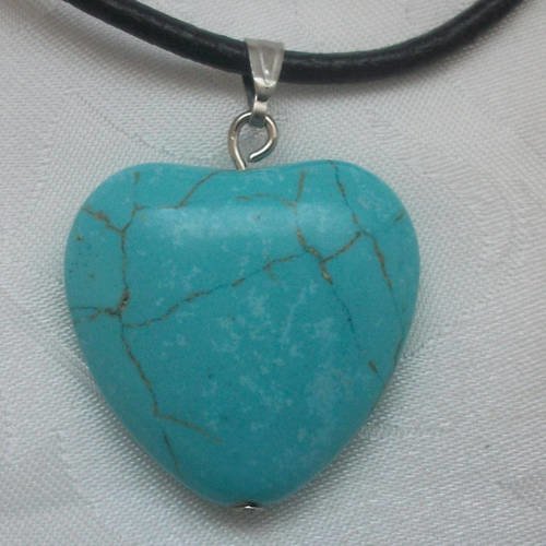 Collier cuir avec pendentif en roche pierre naturelle polie gemme coeur turquoise *  lithothérapie