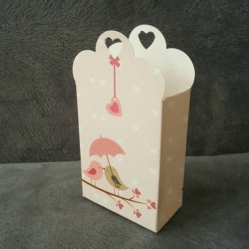 25 petites boites à dragées ou cadeaux en carton baptême mariage décoration oiseaux bisous coeur parapluie10x5cm poignée b5