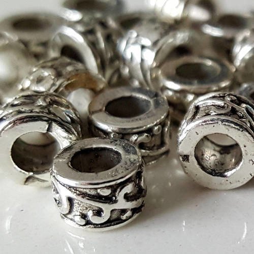 15 entretoise ronde 5mm forme anneau rondelle avec motifs incrustés, anneaux en métal argenté 