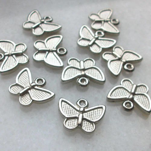 10 perles breloques pendentifs papillons en métal argenté 13mm 