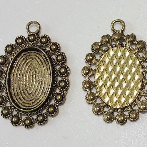 1 grand pendentif support cabochon ovale décor perles en métal bronzé 35x51mm t54