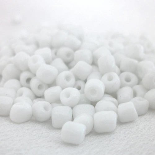 100 perles de rocailles 3 et 4mm blanc opaque perle en verre pour shamballa collier boucles d oreilles bracelets 8 grammes a45