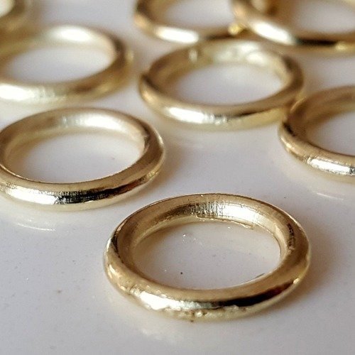 40 anneaux cercles fermés en métal doré 9mm, épaisseur 1,2mm 