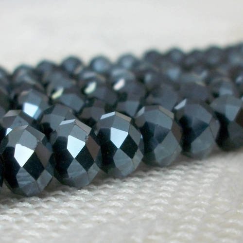 10 perles de bohème 8x6mm en verre à facettes couleur noir brillant b56