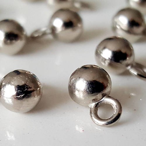 20 pendentifs perle boule en métal argenté 5x8mm 