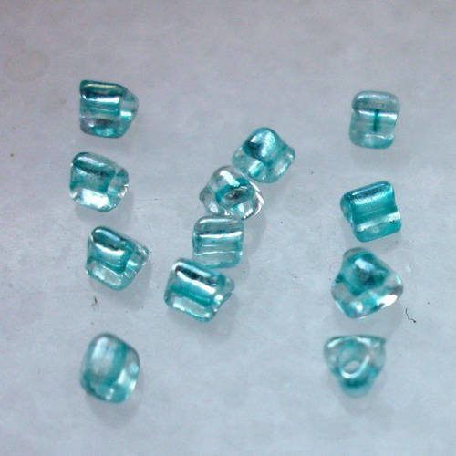 440 perles de rocailles triangle 2mm turquoise perles en verre pour shamballa collier boucles 10 grammes 