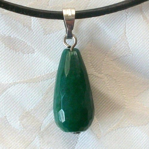 Collier cuir avec pendentif en roche pierre naturelle polie gemme jade vert  goutte facetté * lithothérapie 