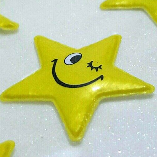 40 autocollants étoile sticker smiley jaune pour activités scolaire manuelles scrapbooking rb68