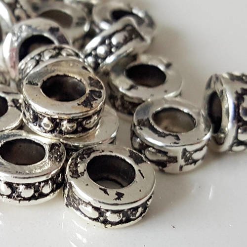 6 entretoise ronde 9mm forme anneau rondelle avec motifs incrustés, anneaux en métal argenté 
