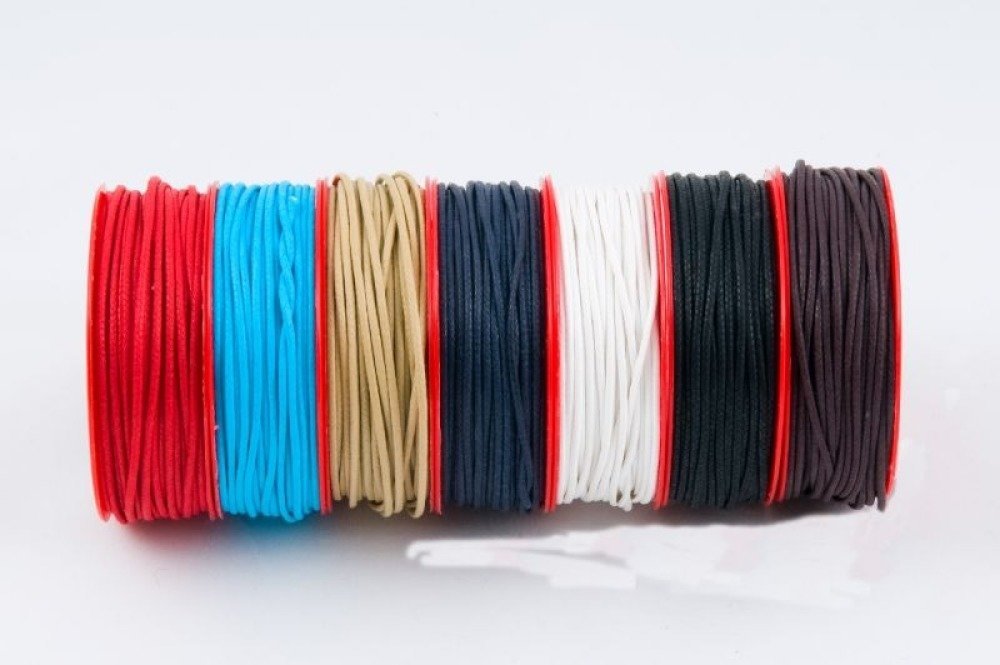 Accessoires fil nylon ciré pour bracelets tressés et shamballa 1.5