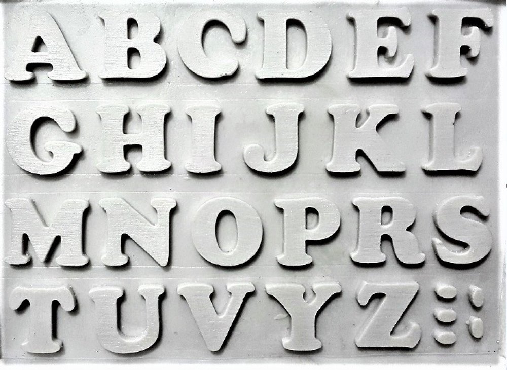 Moule silicone pour réaliser les lettre de alphabet 26mm pour wepam fimo  plâtre cire savon argile résine polyester k377 5e260 - Un grand marché
