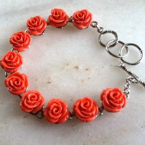 Bracelet en métal argenté et en résine en forme de rose de couleur orange pour femme a21