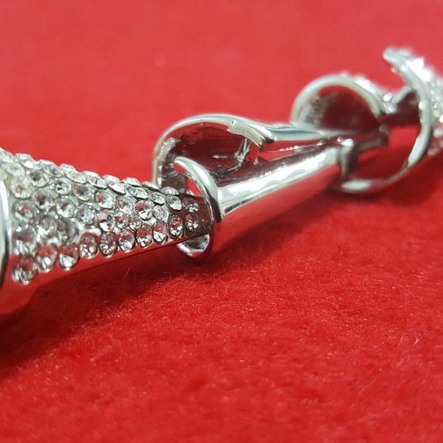 Grand collier chaîne à maille 66cm avec pendentifs spiral en strass cristal brillant b34