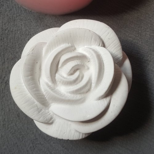 Moule silicone suspension coeur fleurs roses rubans pâtisserie cupcake