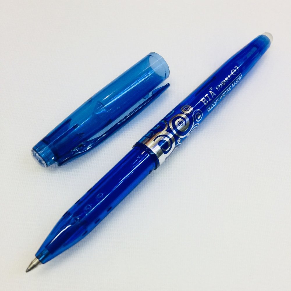 1 stylo friction à encre bleu pointe fine 0,7mm frixion marqueur pour  écriture sur le tissu couture étamine point de croix effaçable a24 - Un  grand marché