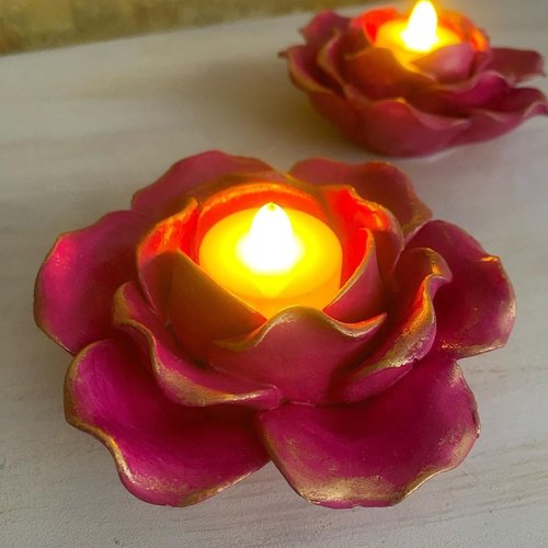 Moule silicone bougeoir roses 12cm support bougie candle holder pour plâtre wepam porcelaine cire savon résine polyester