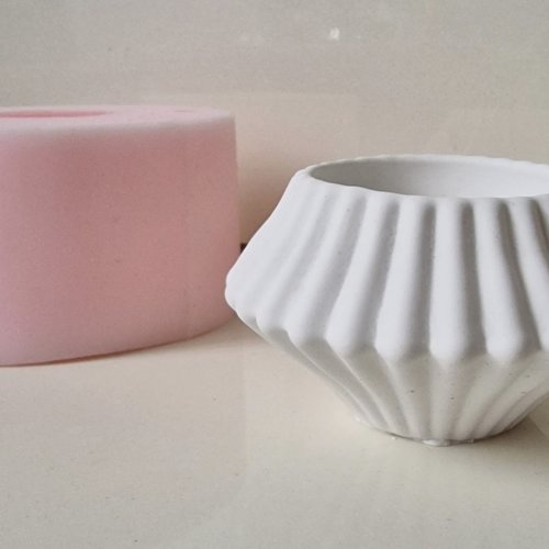 Moule silicone bougeoir tealight avec rainures pour plâtre résine polyester savon cire k1354