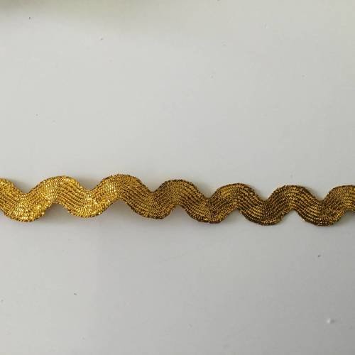 Ruban doree serpentin de 12 mm environ la largeur 