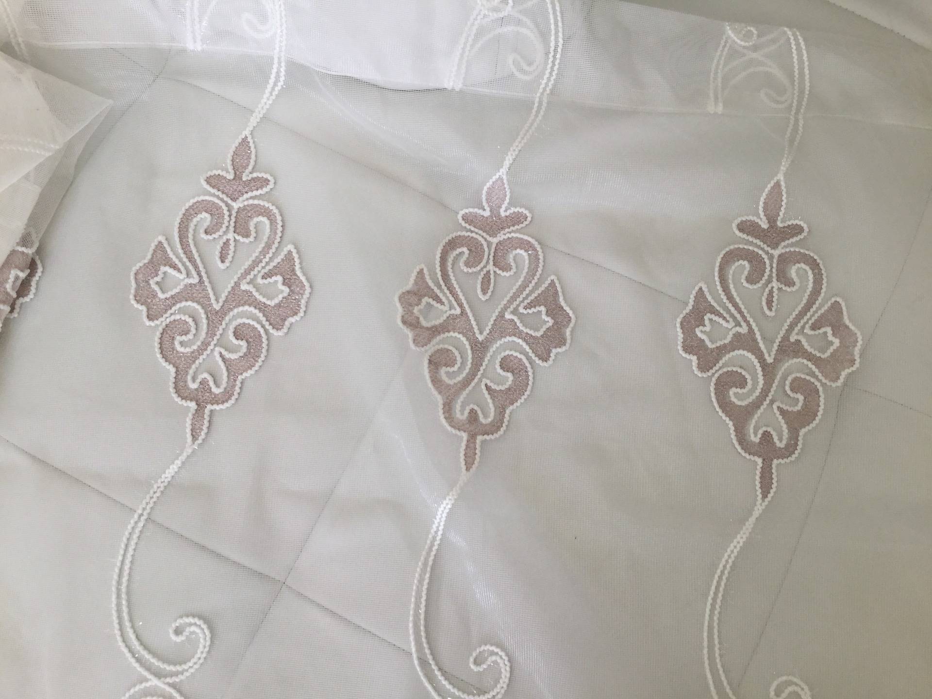 Que Faire Avec Des Chutes De Voilage Le Pochon A Lingerie Version Zero Dechet A Coudre Dans Une Chute De Voilage Les Tutos Couture De Dodynette