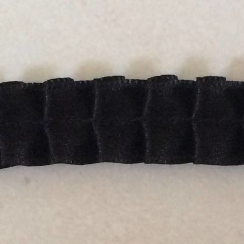 Ruban de satin plissé noir de 1,5 cm en largeur 