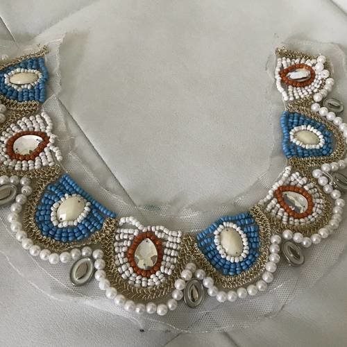 Col en perle 5,5 cm de largeur pour customiser 