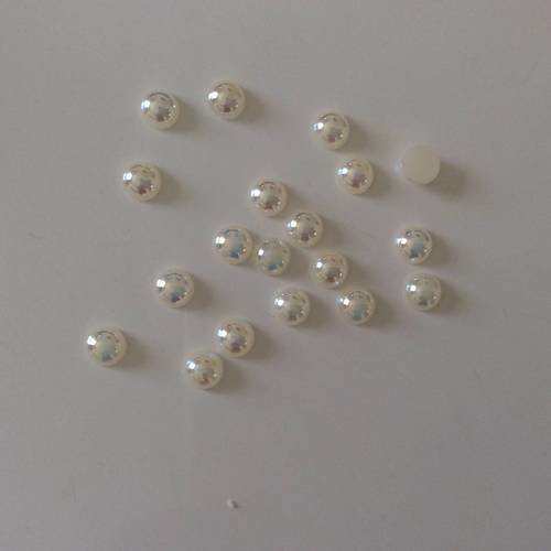 100 demi perle en céramique de 6 mm beige à coller 