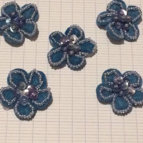 Lot de 5 fleurs bleu de mer de 3,5 cm de diametre 